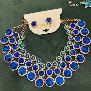 Elegant Blue Crystal Statement Necklace and Stud Earrings Set - Unbranded